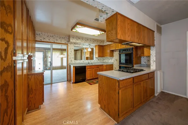 Wonderful size kitchen.