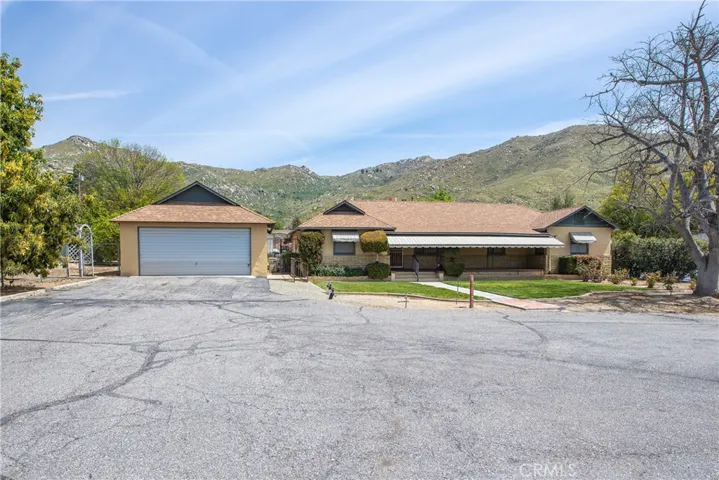 3250 Maricopa Drive, Riverside, California 92507