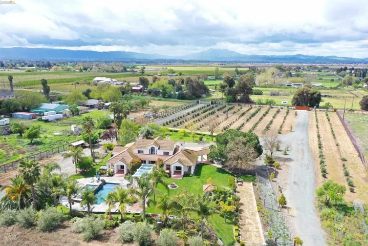 1600 Quail Trl, Brentwood, California 94513