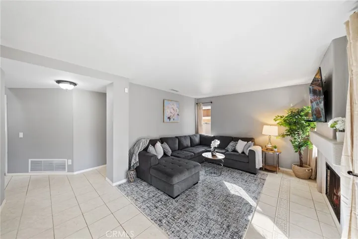 25220 Corte Sombrero, Murrieta, California 92563
