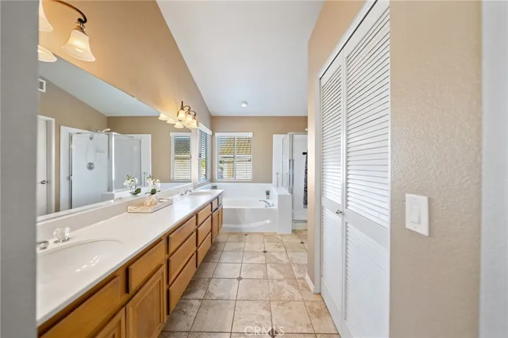 25220 Corte Sombrero, Murrieta, California 92563