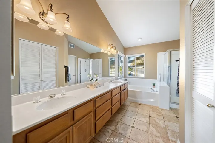 25220 Corte Sombrero, Murrieta, California 92563