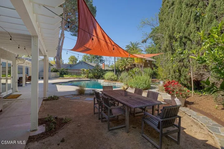 064_1490-berea-circle-thousand-oaks-ca-9
