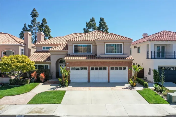 21192 Spurney Lane, Huntington Beach, California 92646