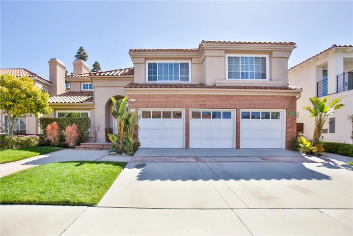 21192 Spurney Lane, Huntington Beach, California 92646