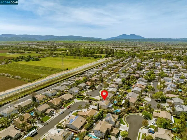 653 Macadamia Ct, Brentwood, California 94513