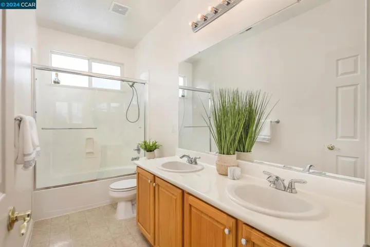 653 Macadamia Ct, Brentwood, California 94513