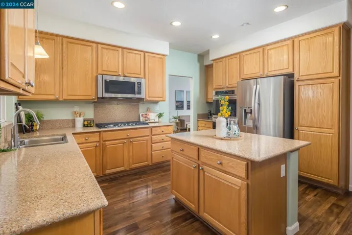 653 Macadamia Ct, Brentwood, California 94513