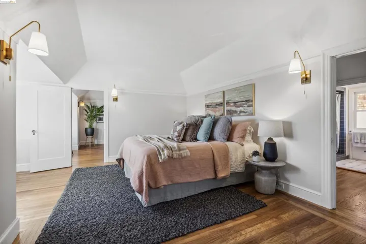 1025 Mariposa Ave, Berkeley, California 94707-2409