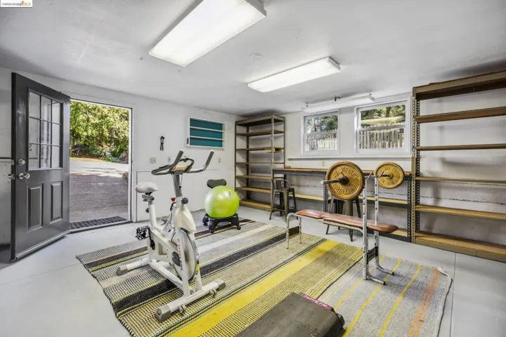 1025 Mariposa Ave, Berkeley, California 94707-2409