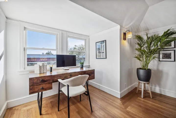 1025 Mariposa Ave, Berkeley, California 94707-2409