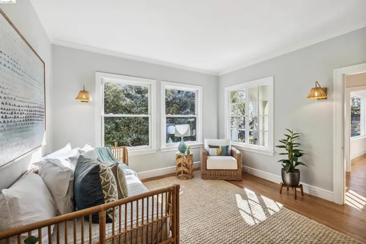 1025 Mariposa Ave, Berkeley, California 94707-2409