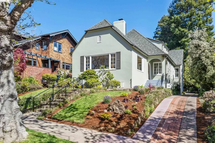 1025 Mariposa Ave, Berkeley, California 94707-2409