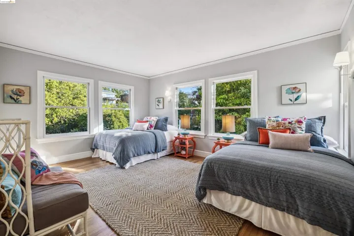 1025 Mariposa Ave, Berkeley, California 94707-2409
