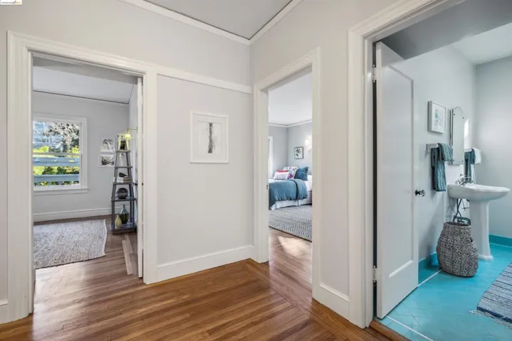 1025 Mariposa Ave, Berkeley, California 94707-2409