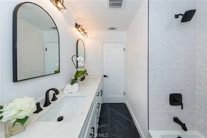 kids bathroom