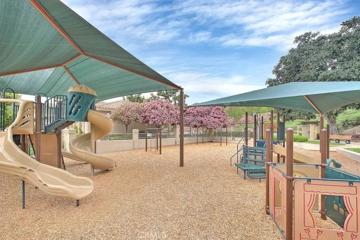 17 Bella Caserta, Lake Elsinore, California 92532