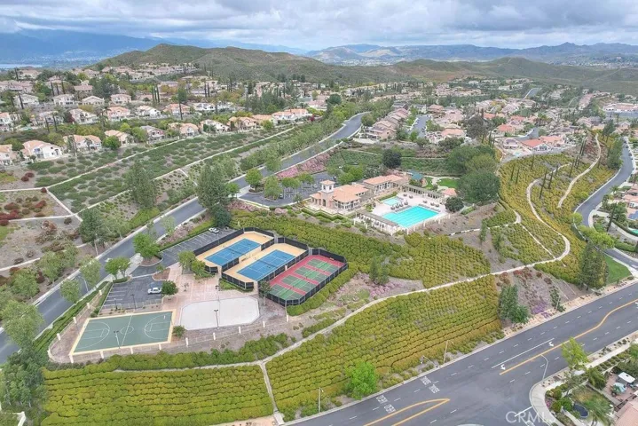 17 Bella Caserta, Lake Elsinore, California 92532