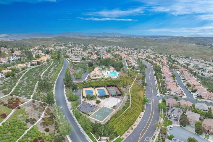 17 Bella Caserta, Lake Elsinore, California 92532