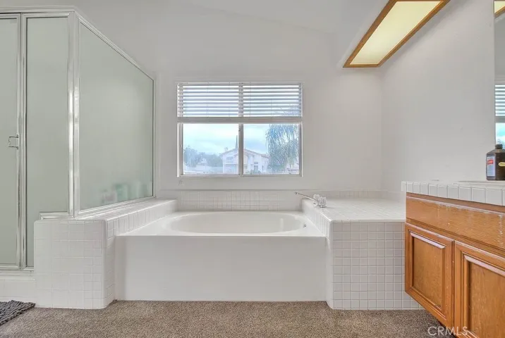 17 Bella Caserta, Lake Elsinore, California 92532