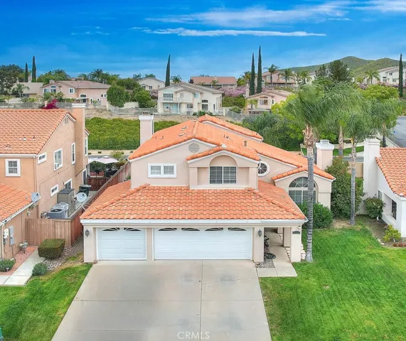 17 Bella Caserta, Lake Elsinore, California 92532