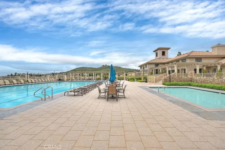 17 Bella Caserta, Lake Elsinore, California 92532