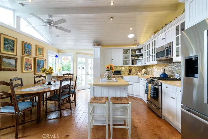 536 Seaview Street, Laguna Beach, California 92651
