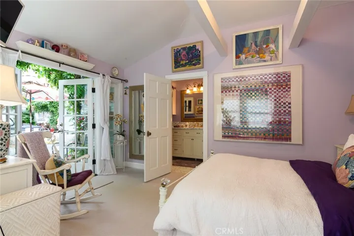 536 Seaview Street, Laguna Beach, California 92651
