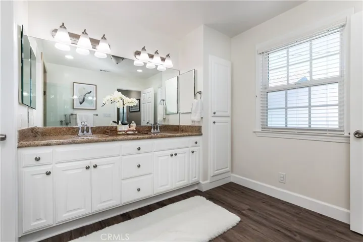 Double Sink Vanity