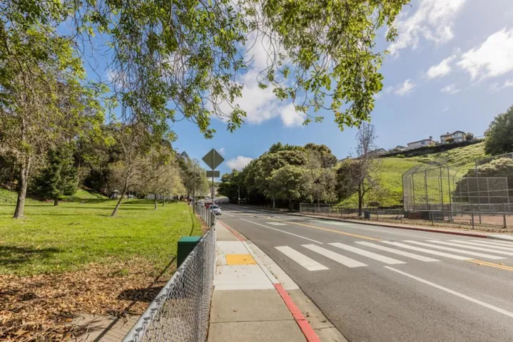 7338 Longmont Loop, Castro Valley, California 94552