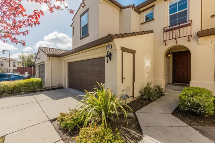 7338 Longmont Loop, Castro Valley, California 94552