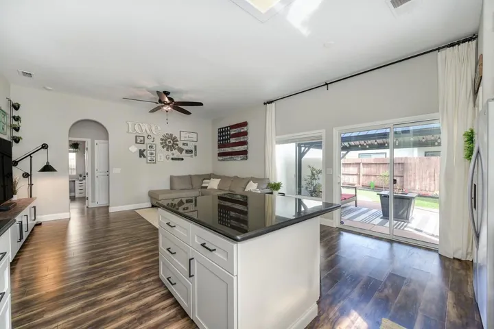 3510 Peter Island Road, West Sacramento, California 95691