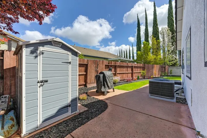 3510 Peter Island Road, West Sacramento, California 95691
