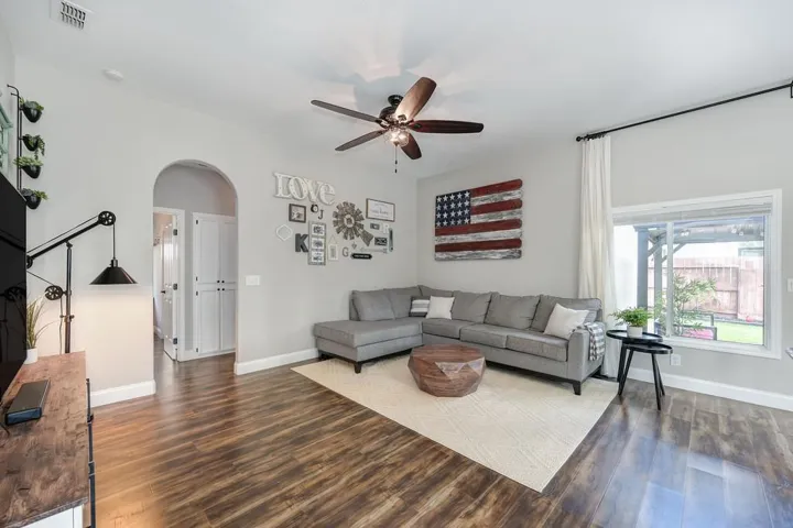 3510 Peter Island Road, West Sacramento, California 95691