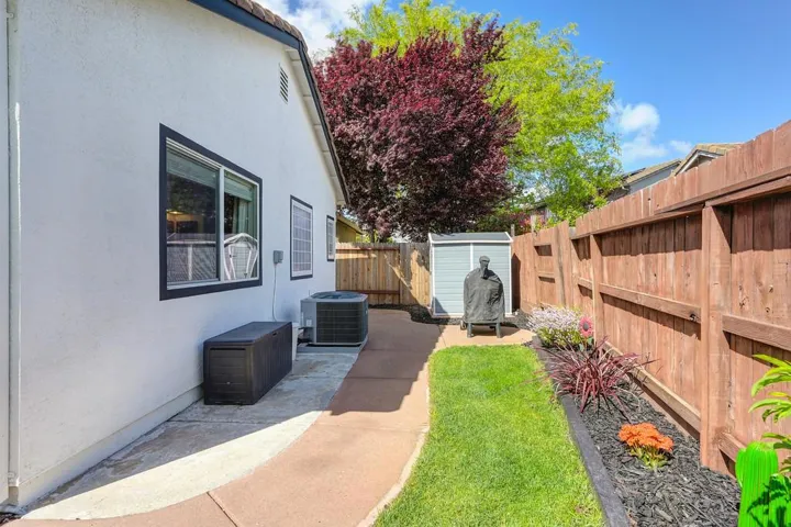 3510 Peter Island Road, West Sacramento, California 95691