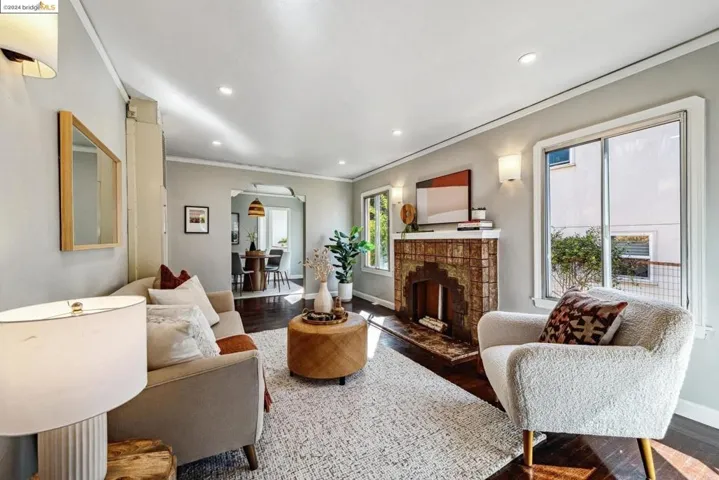 533 Kains Ave, Albany, California 94706