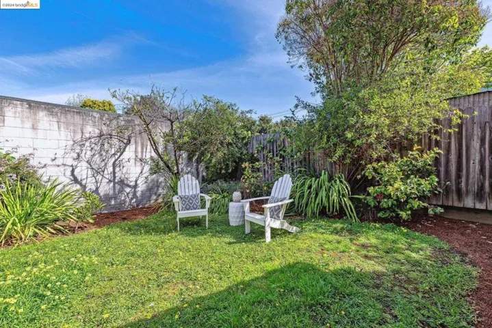 533 Kains Ave, Albany, California 94706