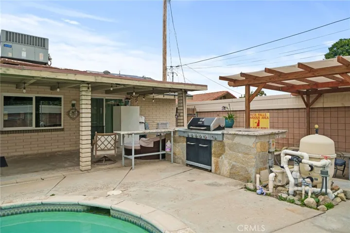 17343 El Molino Street, Bloomington, California 92316