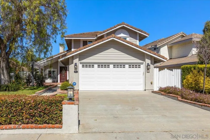 7911 Calle Posada, Carlsbad, California 92009
