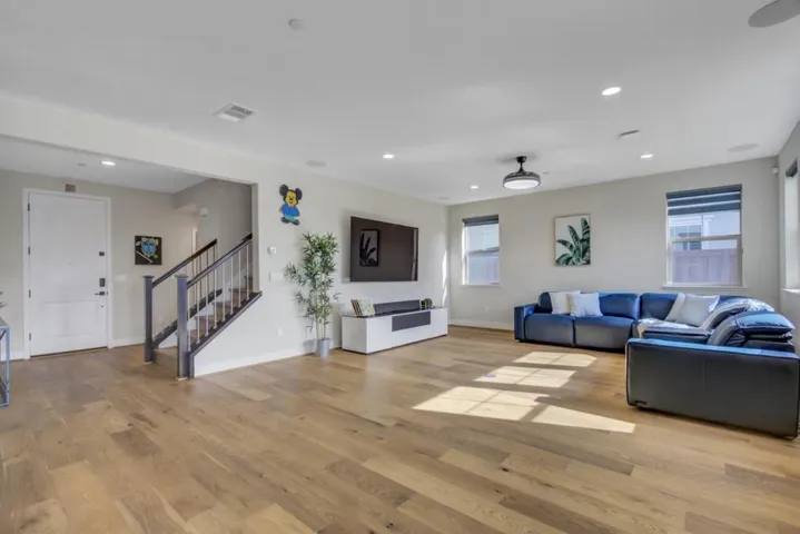 1095 S Dana Court, Mountain House, California 95391