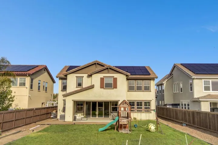 1095 S Dana Court, Mountain House, California 95391