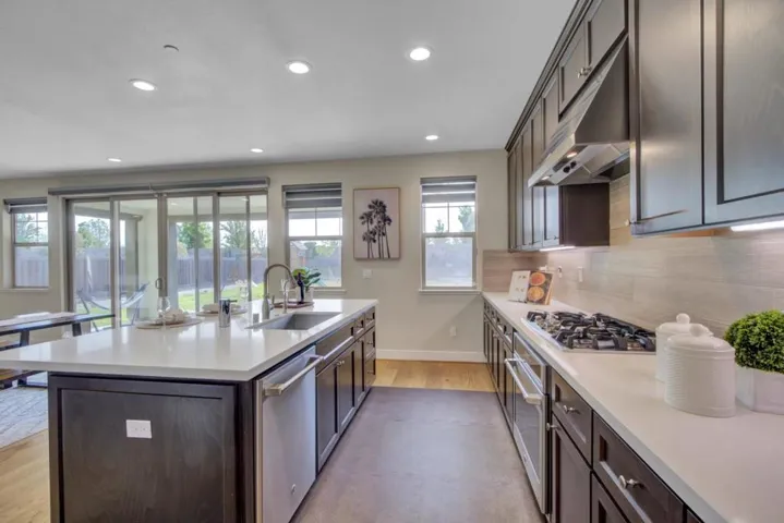 1095 S Dana Court, Mountain House, California 95391
