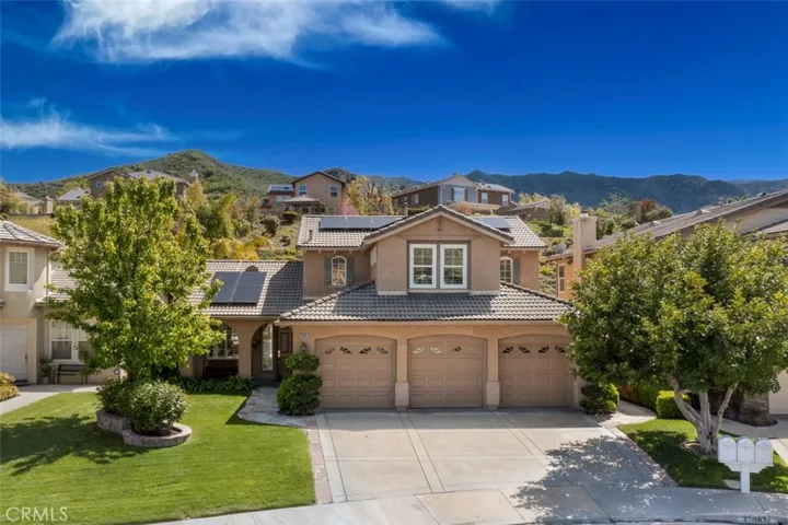 25081 River Walk Lane, Stevenson Ranch, California 91381