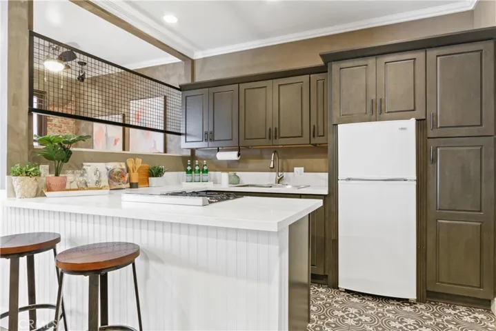 325 Elm Avenue 205, Long Beach, California 90802