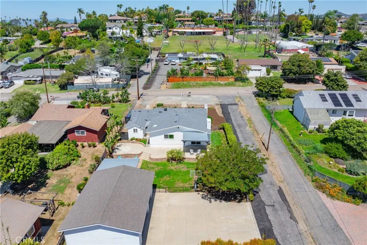 236 Hannalei Drive, Vista, California 92083