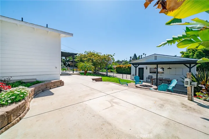 236 Hannalei Drive, Vista, California 92083