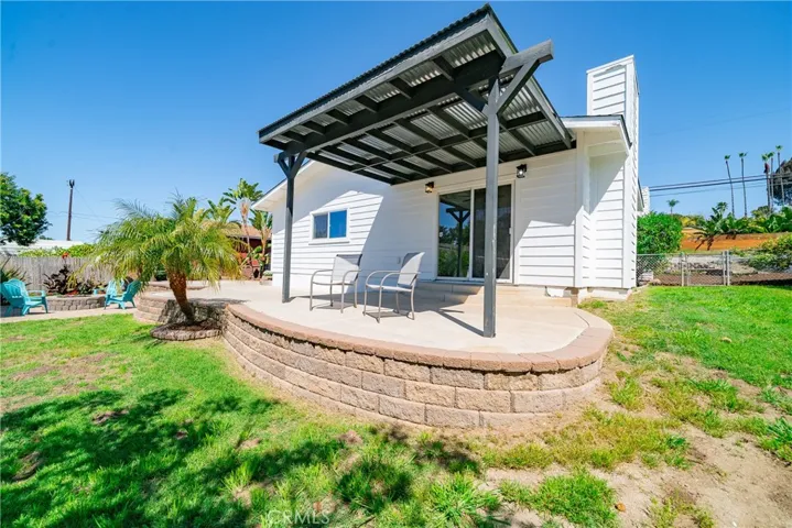 236 Hannalei Drive, Vista, California 92083