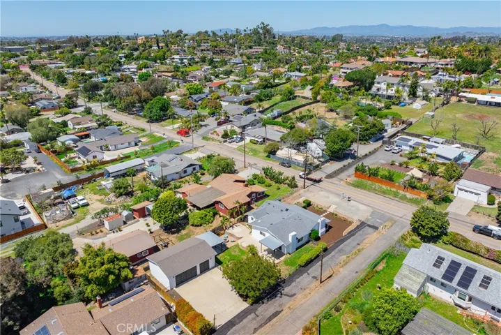 236 Hannalei Drive, Vista, California 92083