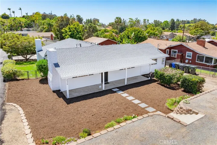 236 Hannalei Drive, Vista, California 92083
