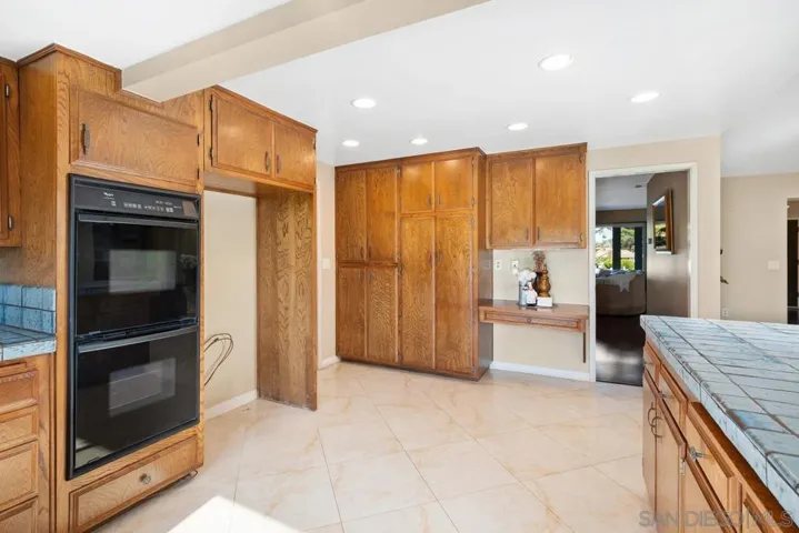 12262 Ranch House Rd, San Diego, California 92128